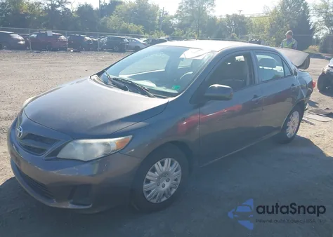 2013 Toyota Corolla L z USA, uszkodzony, nr VIN 5YFBU4EE1DP191447